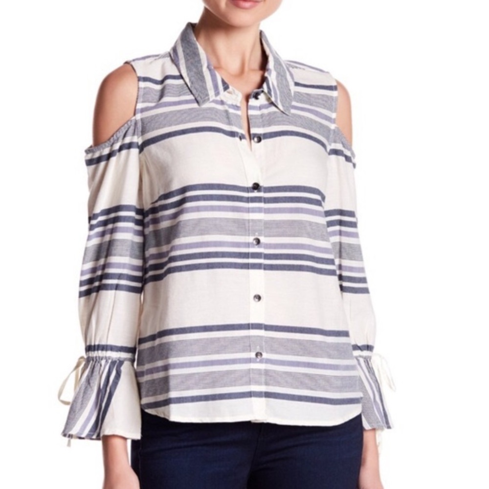 Splendid Striped Open Shoulder Top Size Small b18